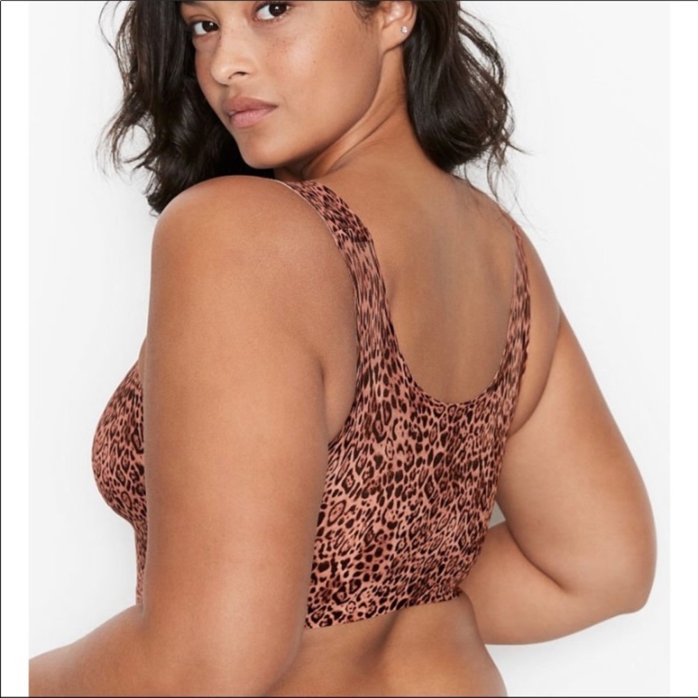 NWT Victoria's Secret Lounge Unlined Scoop Bra - Picture 3 of 3
